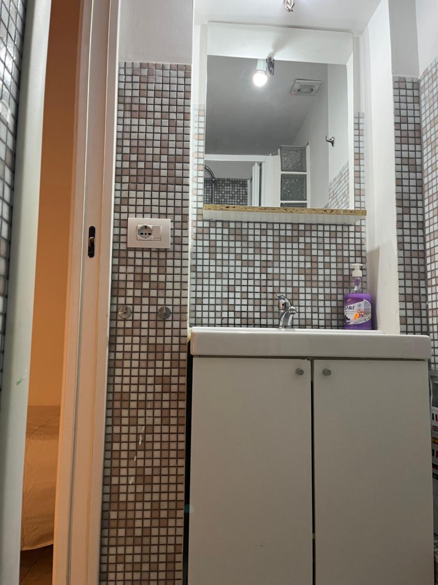 Scalo 71 Guest House โรม ภายนอก รูปภาพ