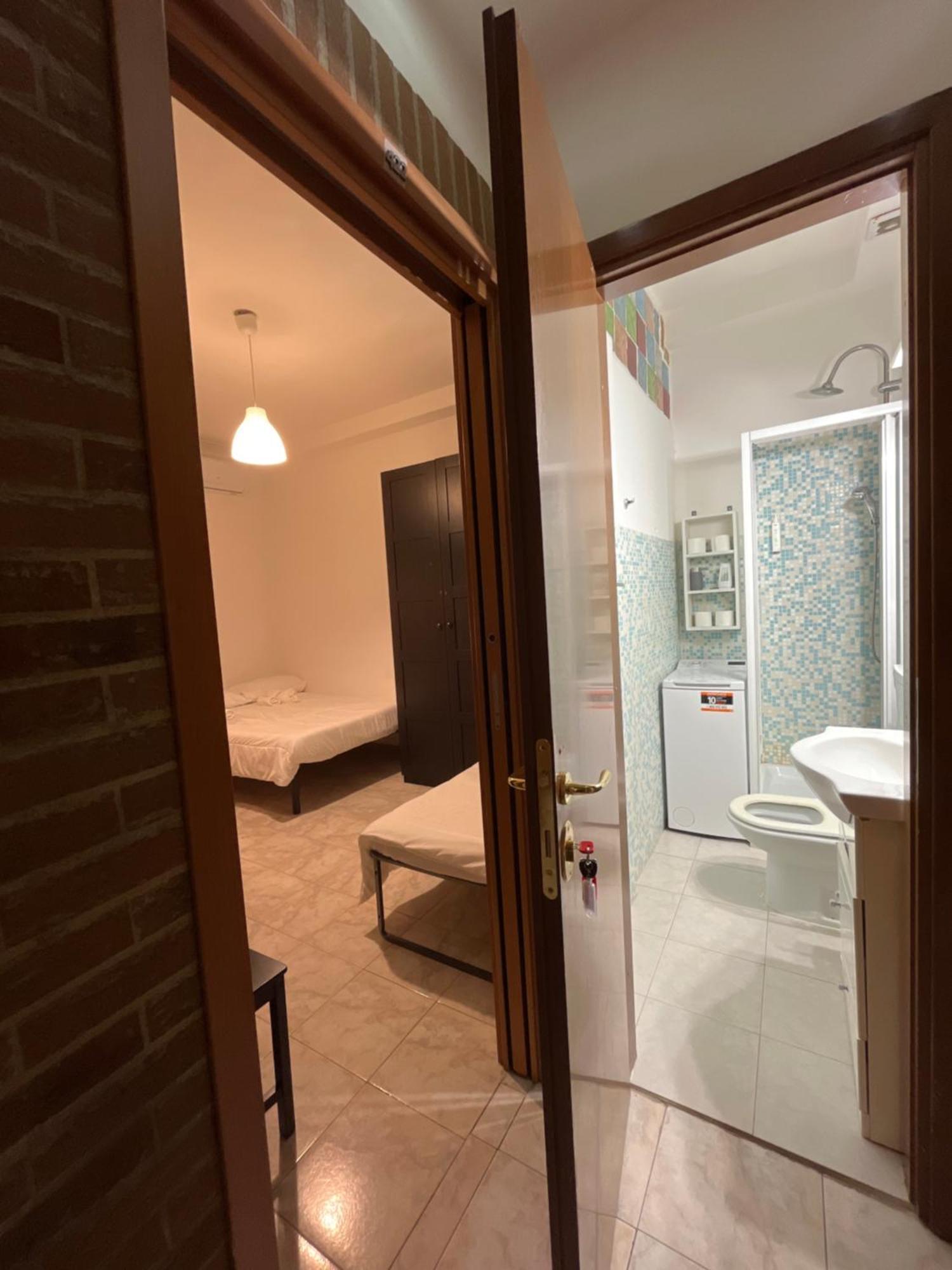 Scalo 71 Guest House โรม ภายนอก รูปภาพ