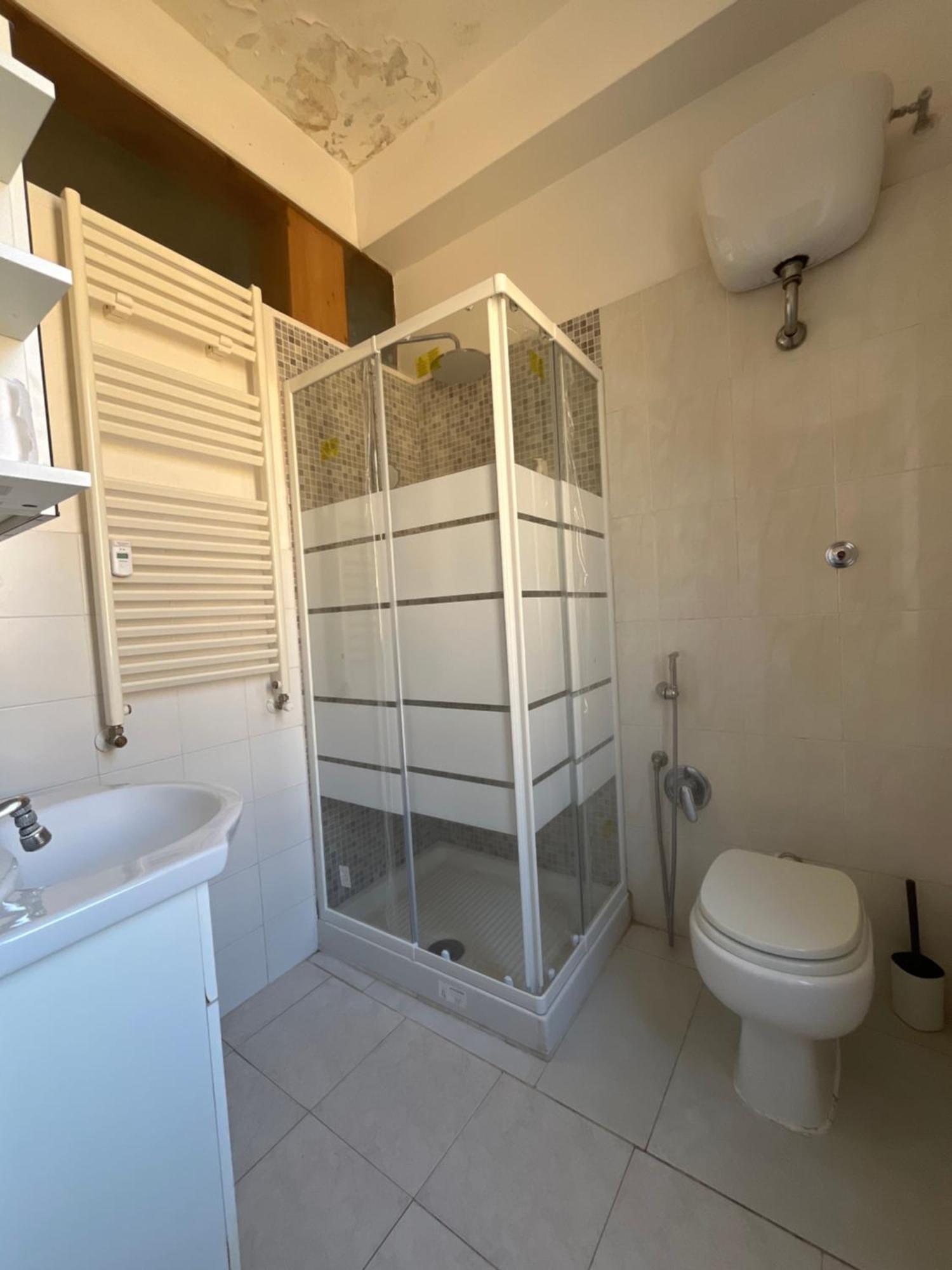 Scalo 71 Guest House โรม ภายนอก รูปภาพ